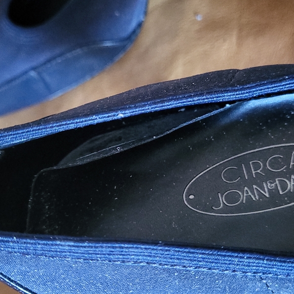 **Removing 6/30**Joan & David Vegan Leather and Fabric Pumps - Picture 8 of 10